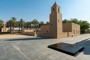 Top 5 HISTORIC PLACES to visit in UAE - MUST VISIT 